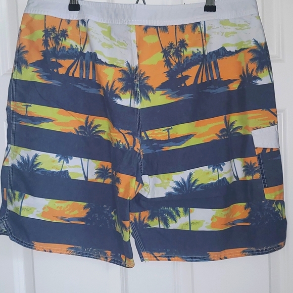 O'Neill Retrofreak Men's Shorts size 38 - Picture 2 of 6